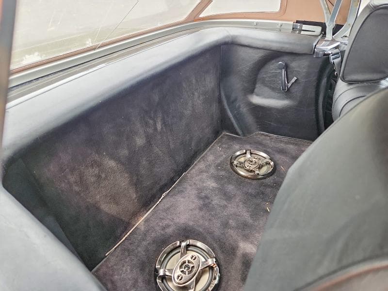 1981 MERCEDES-BENZ 380 SL 10