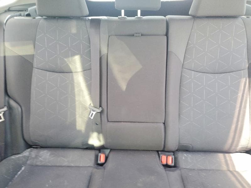 2019 TOYOTA RAV4 XLE 10