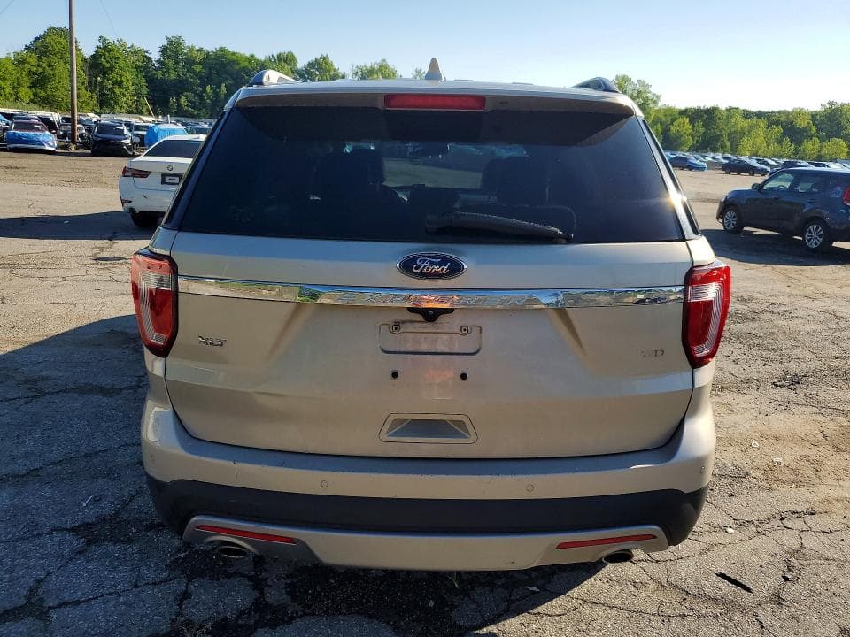 2017 FORD EXPLORER XLT 6