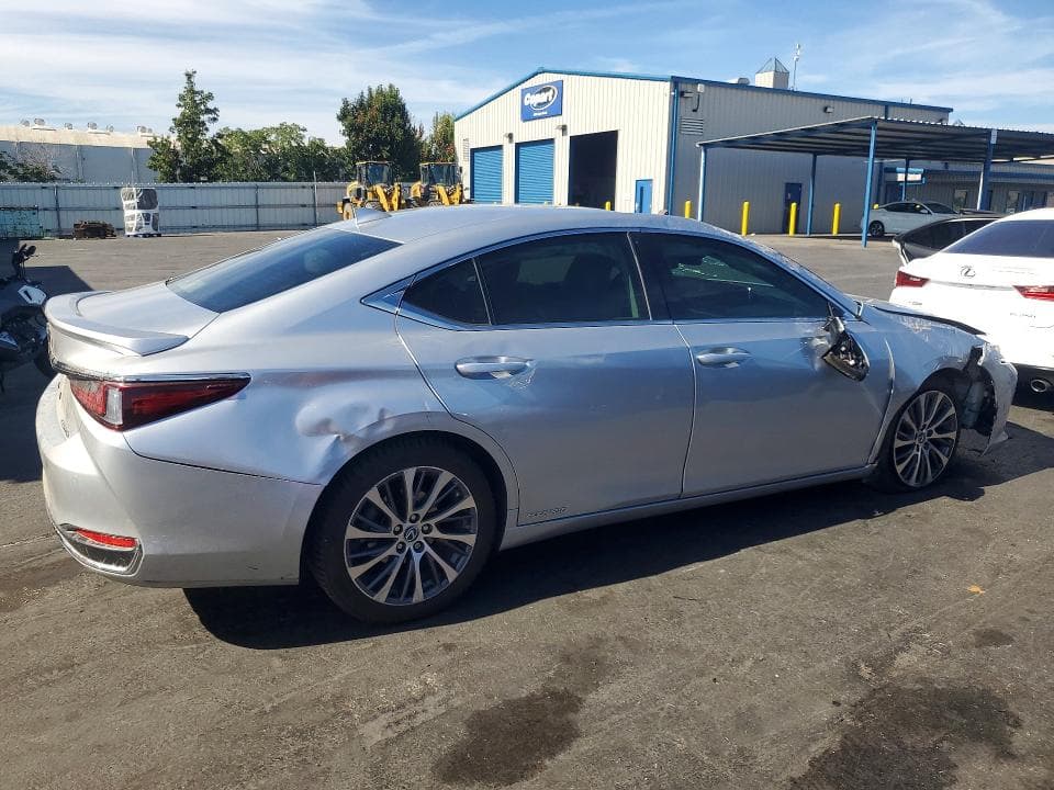 2019 LEXUS ES 300H 3