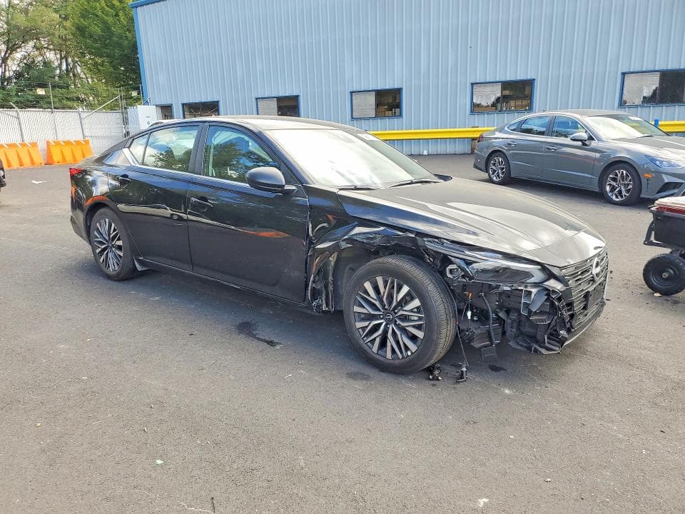 2026 NISSAN ALTIMA SV 4