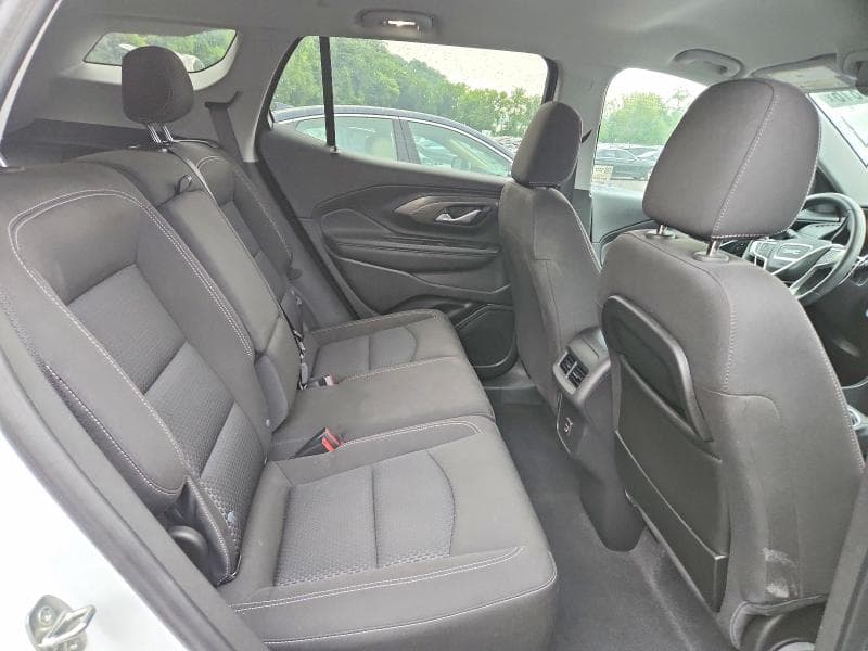 2023 GMC TERRAIN SLE 11
