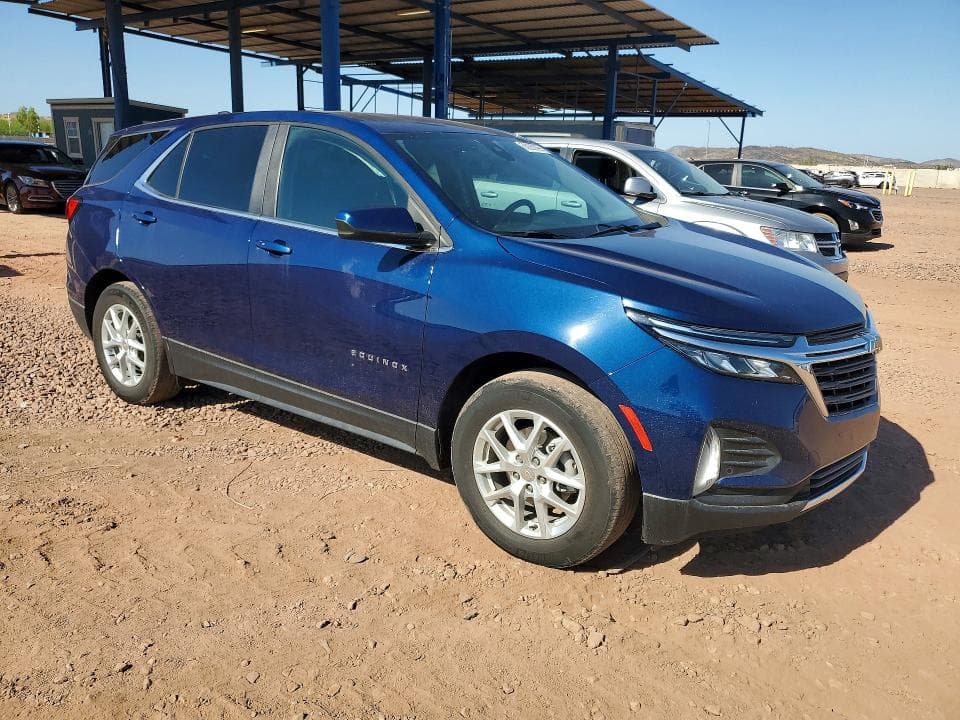 2022 CHEVROLET EQUINOX LT 4