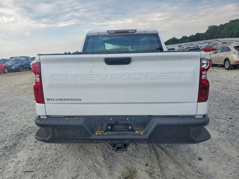 2025 CHEVROLET SILVERADO K1500 6