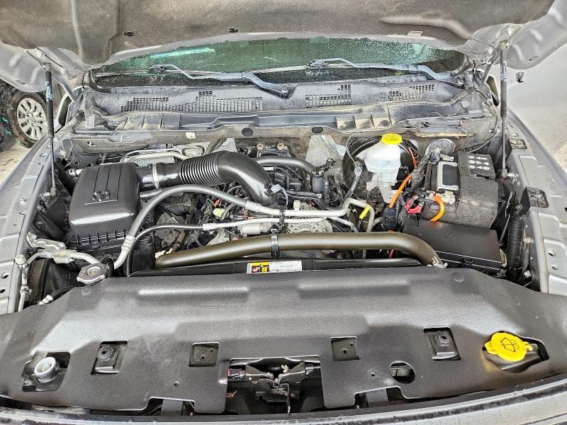 2022 RAM 1500 CLASSIC SLT 11