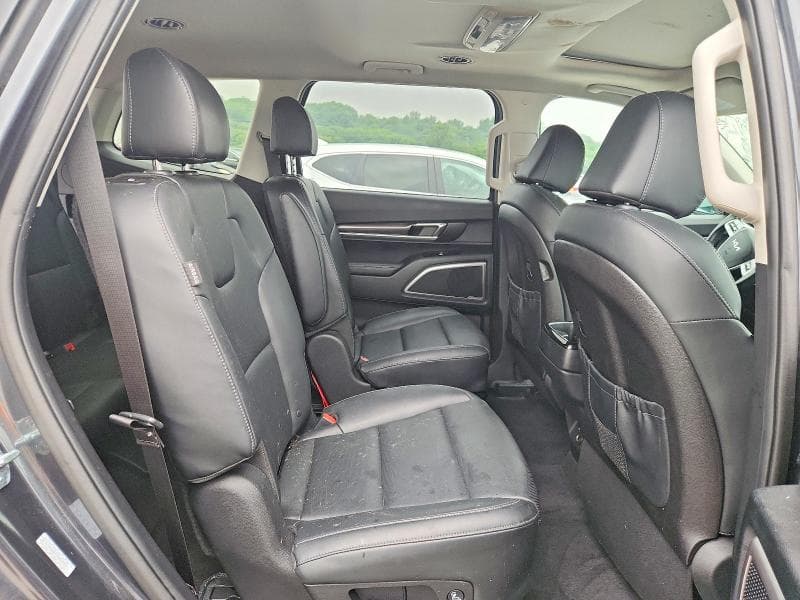 2024 KIA TELLURIDE S 11