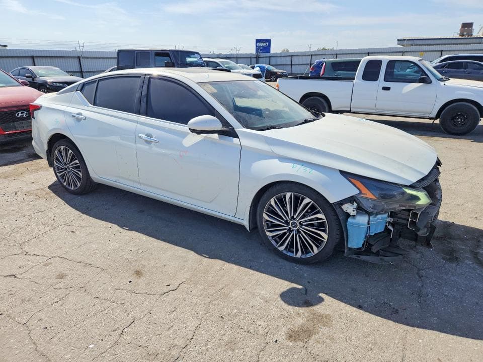 2023 NISSAN ALTIMA SL 4