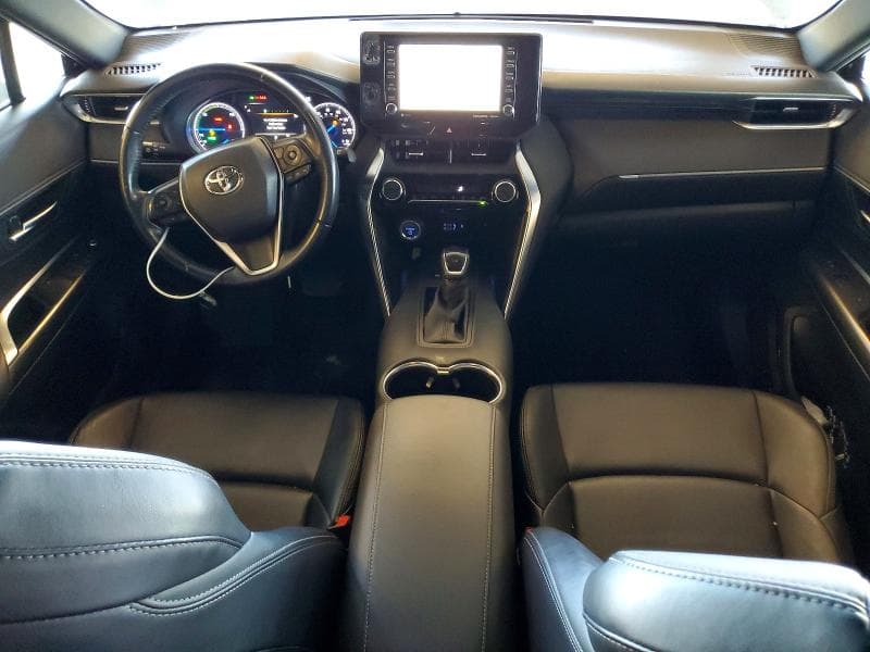 2022 TOYOTA VENZA XLE 8