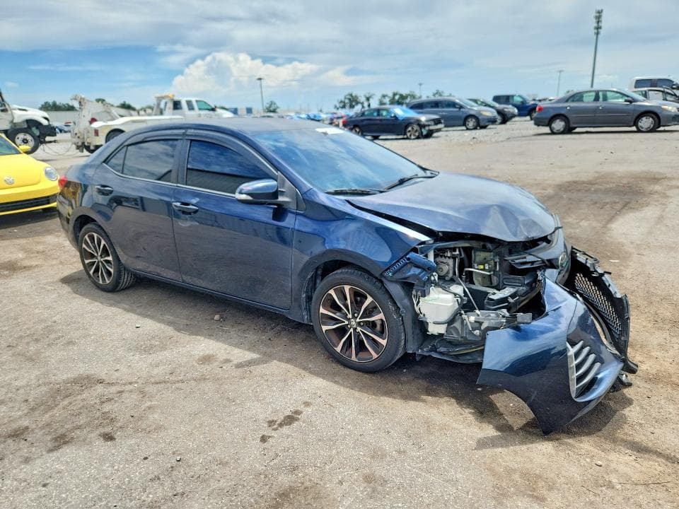 2019 TOYOTA COROLLA SE 4