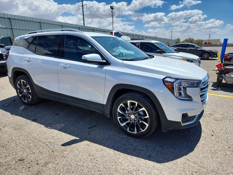 2022 GMC TERRAIN SLT 4