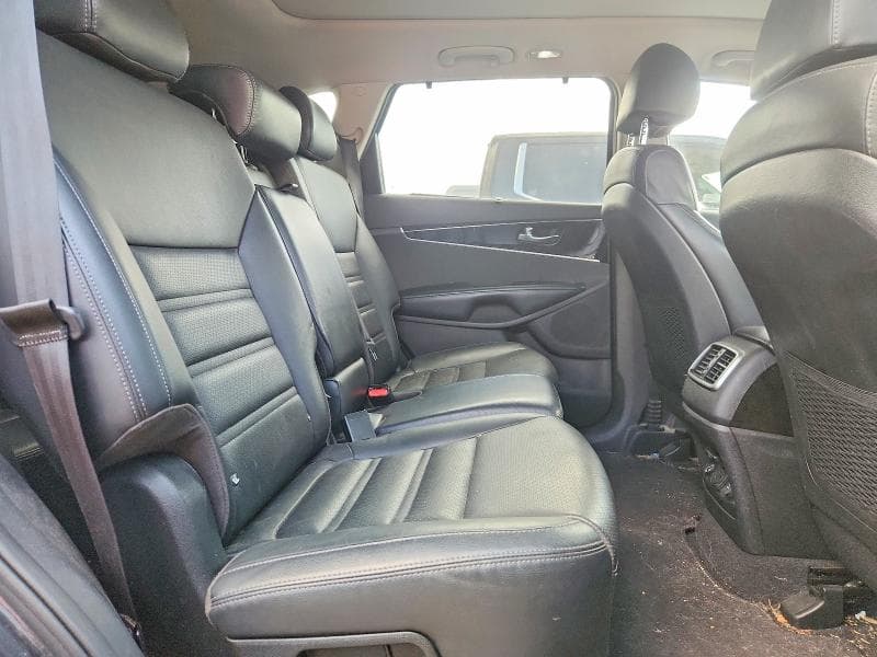 2018 KIA SORENTO EX 11