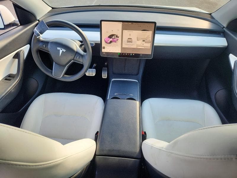 2022 TESLA MODEL Y 8