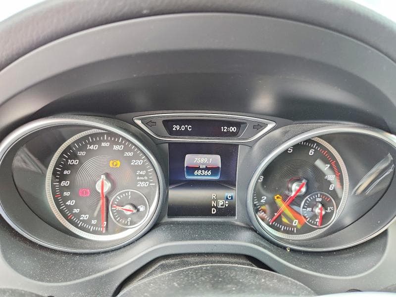 2018 MERCEDES-BENZ GLA 250 4MATIC 9