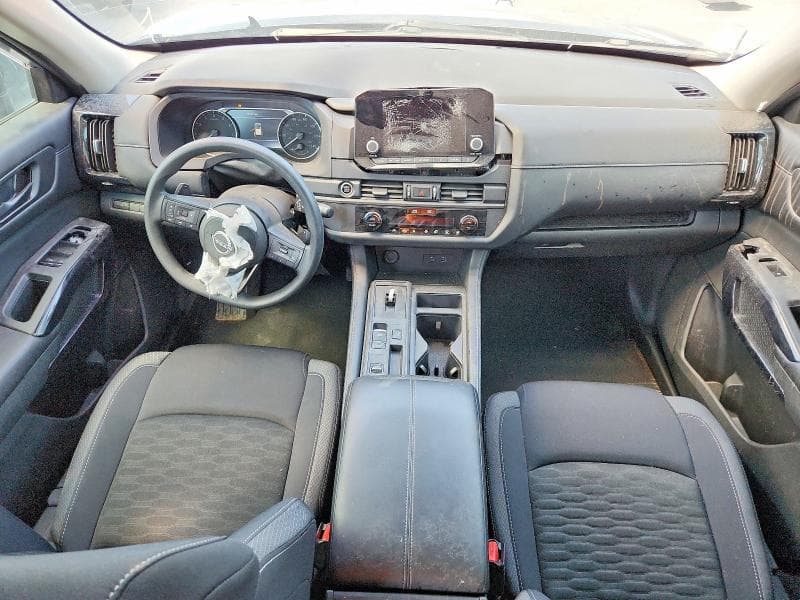 2024 NISSAN PATHFINDER S 8
