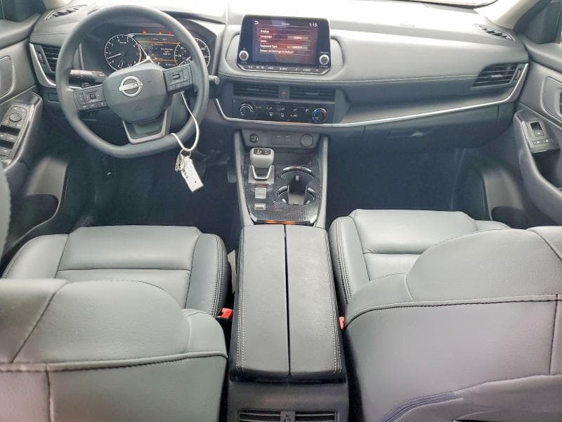 2025 NISSAN ROGUE S 8