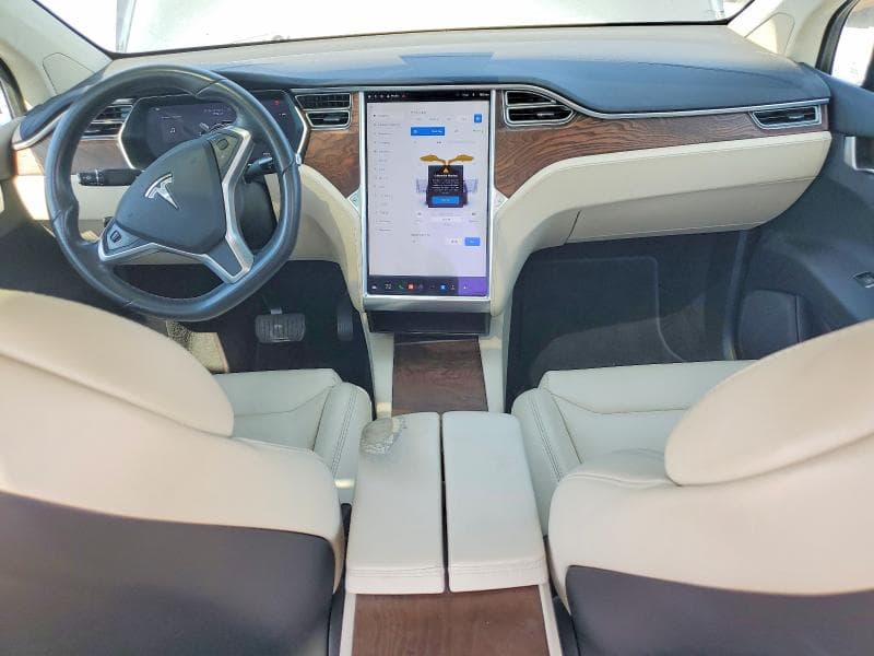2017 TESLA MODEL X 8