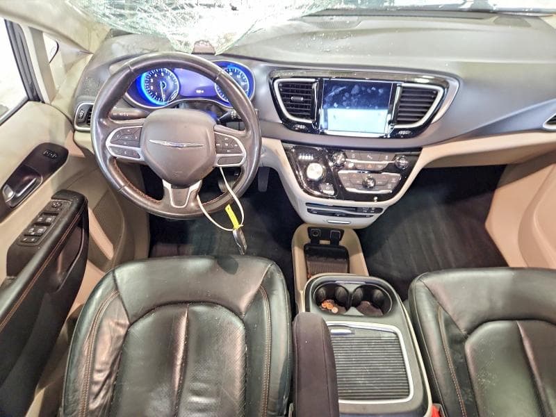 2020 CHRYSLER PACIFICA TOURING L PLUS 8