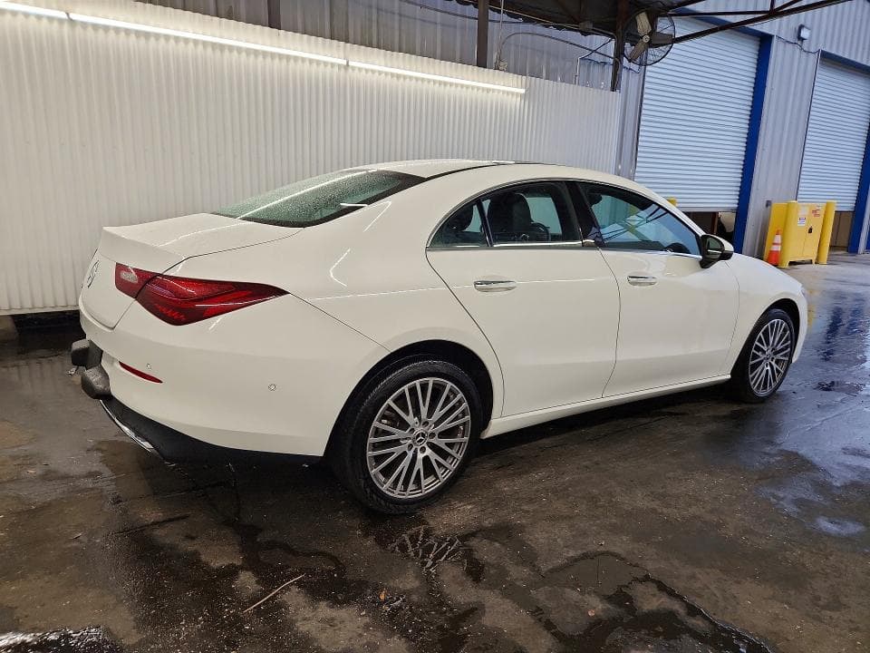 2025 MERCEDES-BENZ CLA 250 3