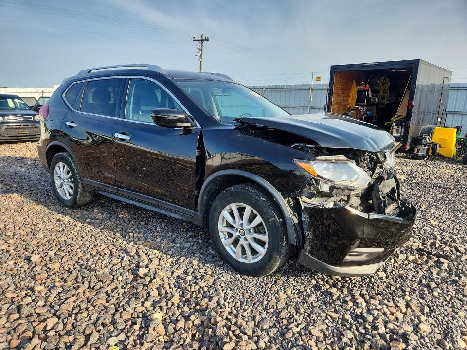 2018 NISSAN ROGUE SV 4