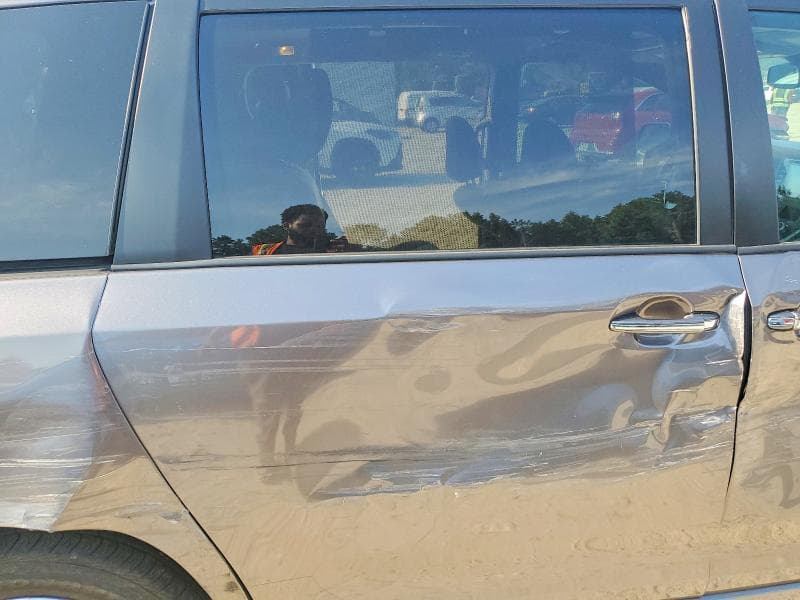 2020 TOYOTA SIENNA XLE 8-PASSENGER 10