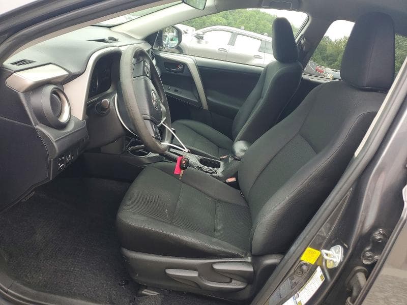 2017 TOYOTA RAV4 LE 7
