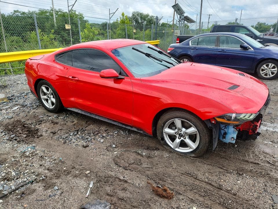 2018 FORD MUSTANG 4