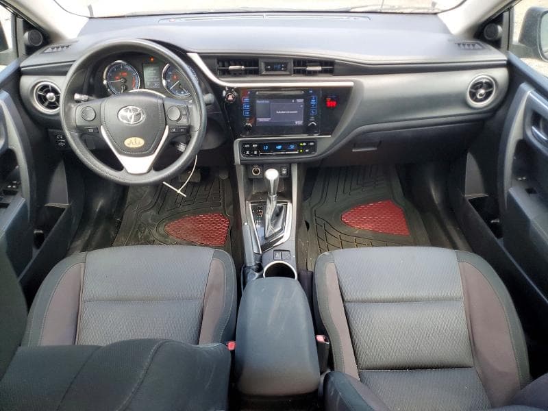 2019 TOYOTA COROLLA LE 8