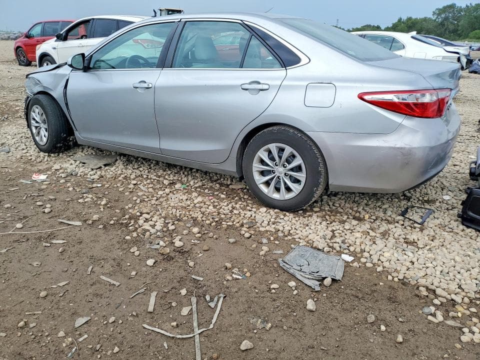 2017 TOYOTA CAMRY LE 2