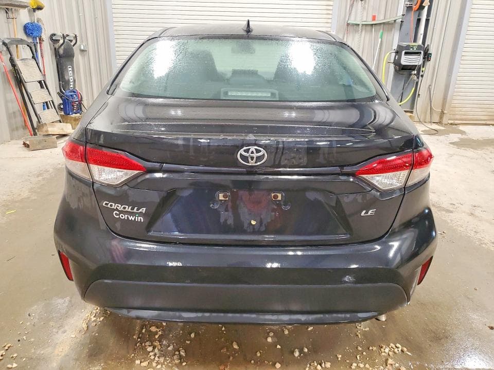 2021 TOYOTA COROLLA LE 6