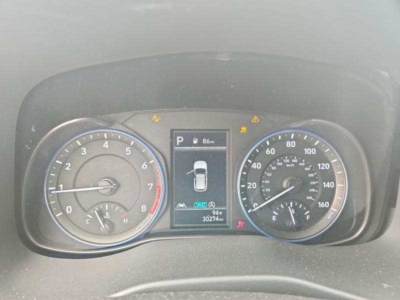 2023 HYUNDAI KONA SE 9