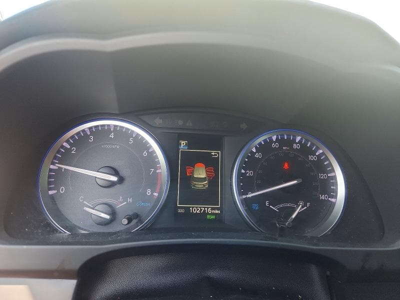 2019 TOYOTA HIGHLANDER SE 9