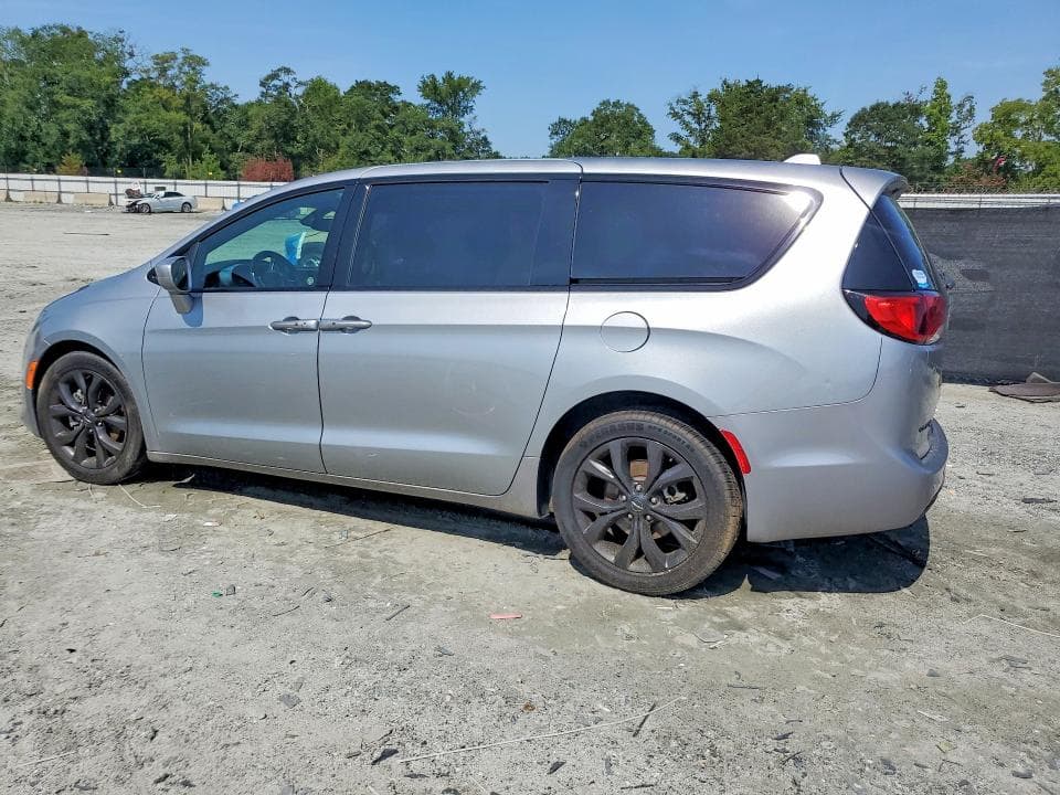 2019 CHRYSLER PACIFICA TOURING PLUS 2