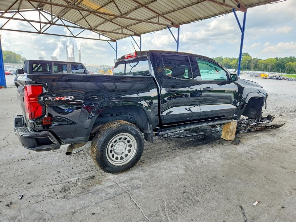 2025 CHEVROLET COLORADO 3