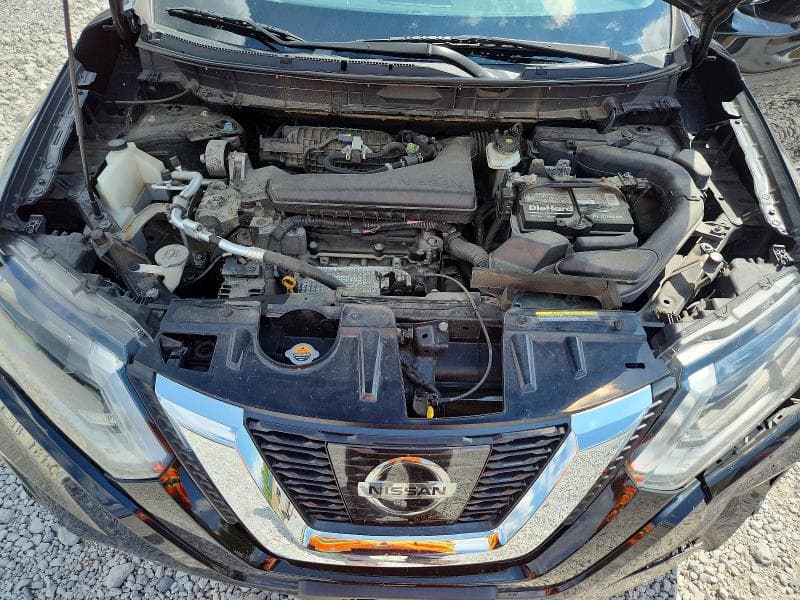 2017 NISSAN ROGUE SV 12