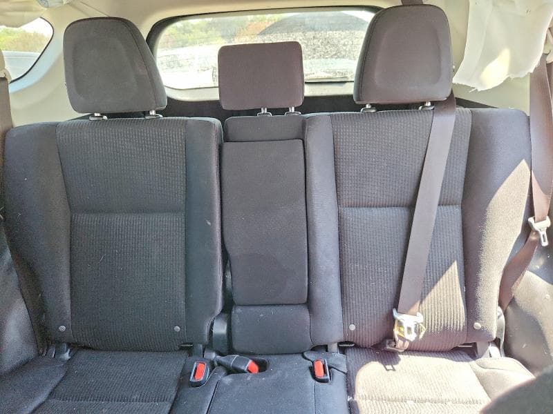 2017 TOYOTA RAV4 LE 10