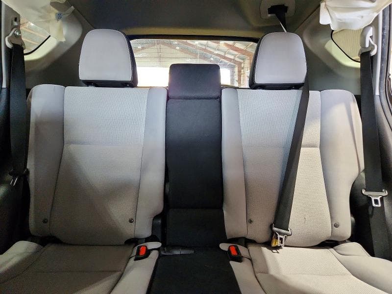 2017 TOYOTA RAV4 XLE 10
