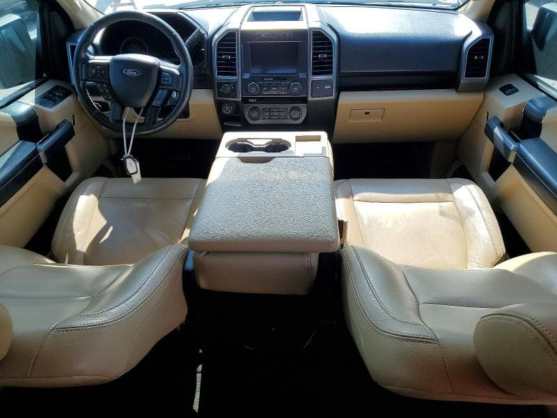 2017 FORD F150 SUPERCREW 8