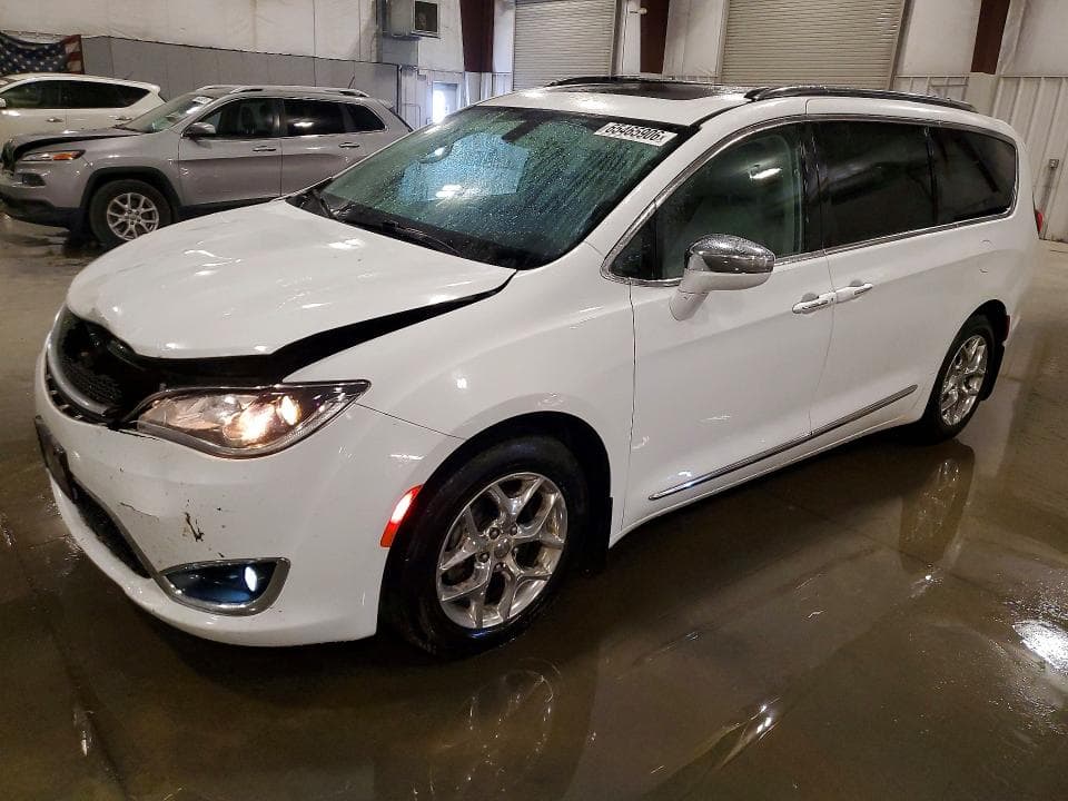 2017 CHRYSLER PACIFICA LIMITED - 1
