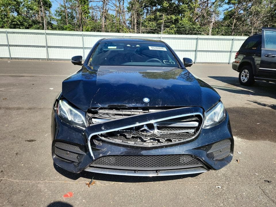 2017 MERCEDES-BENZ E 300 4MATIC 5