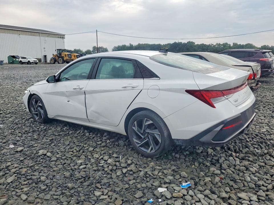 2024 HYUNDAI ELANTRA SEL 2
