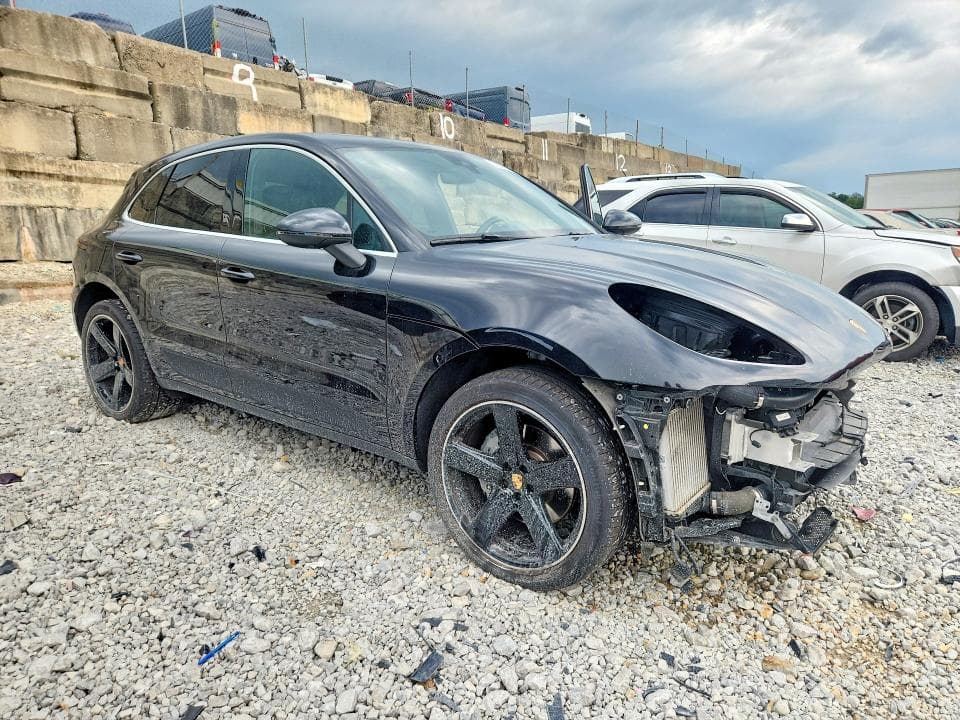 2020 PORSCHE MACAN S 4