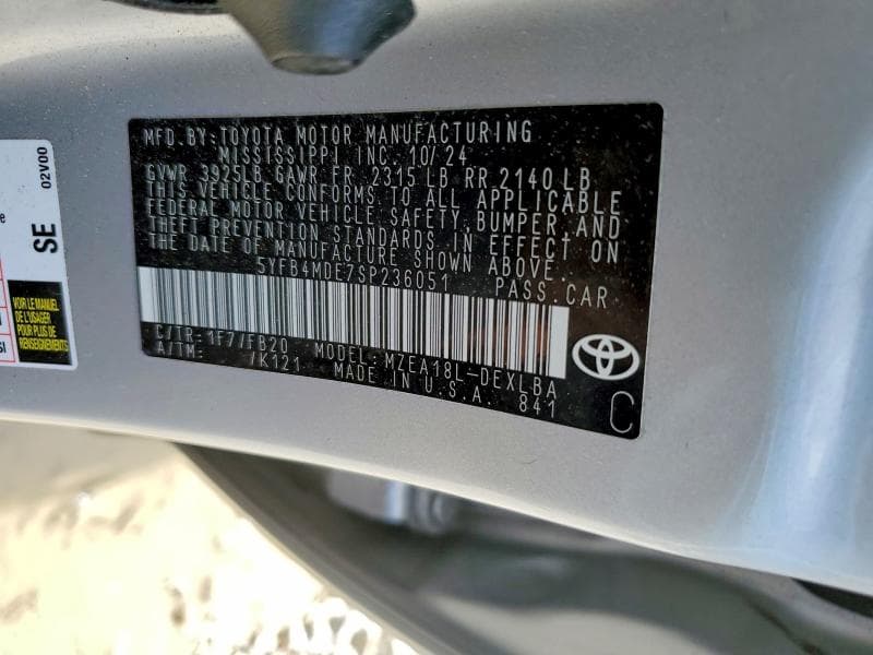 2025 TOYOTA COROLLA LE 12