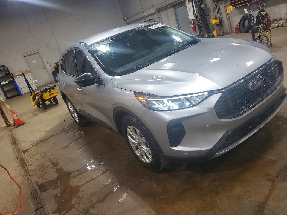 2023 FORD ESCAPE ACTIVE 4