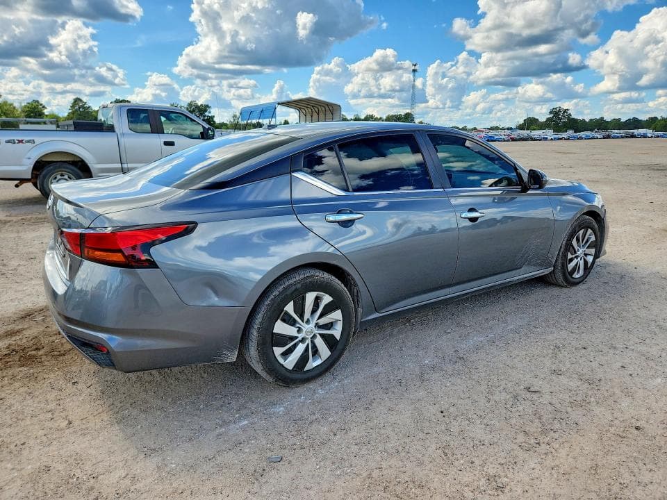 2020 NISSAN ALTIMA S 3
