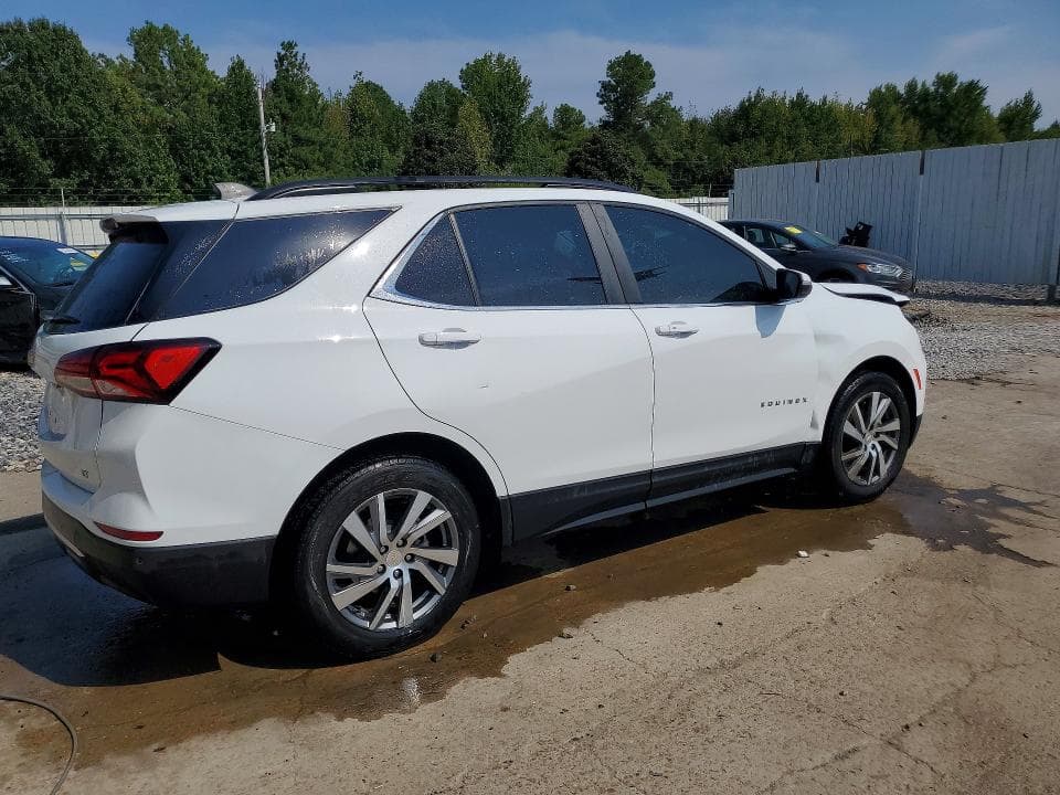 2023 CHEVROLET EQUINOX LT 3