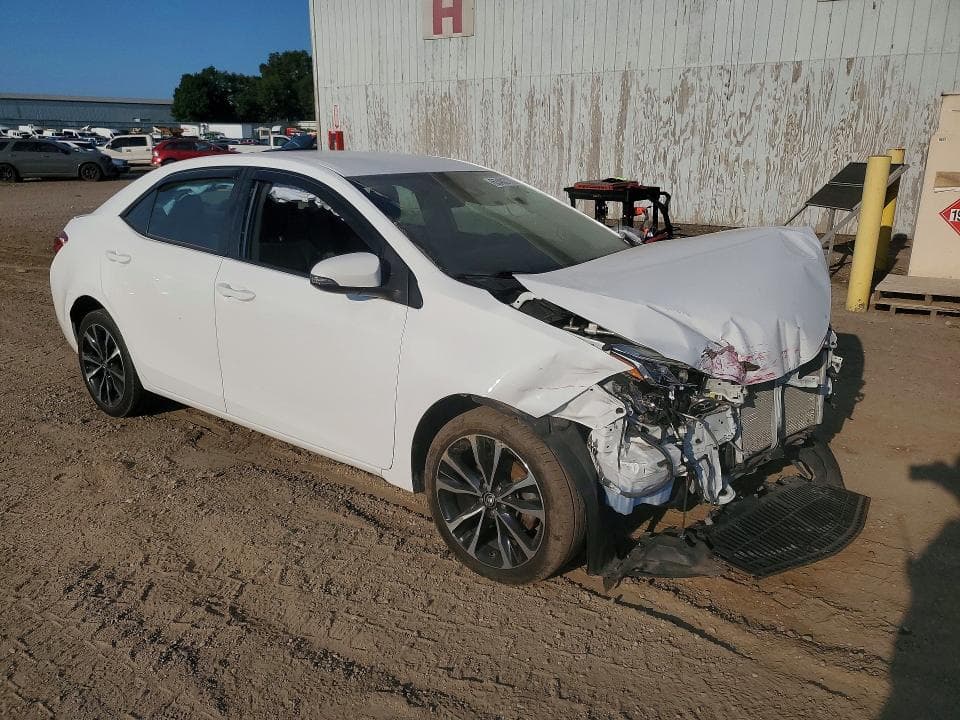 2018 TOYOTA COROLLA SE 4