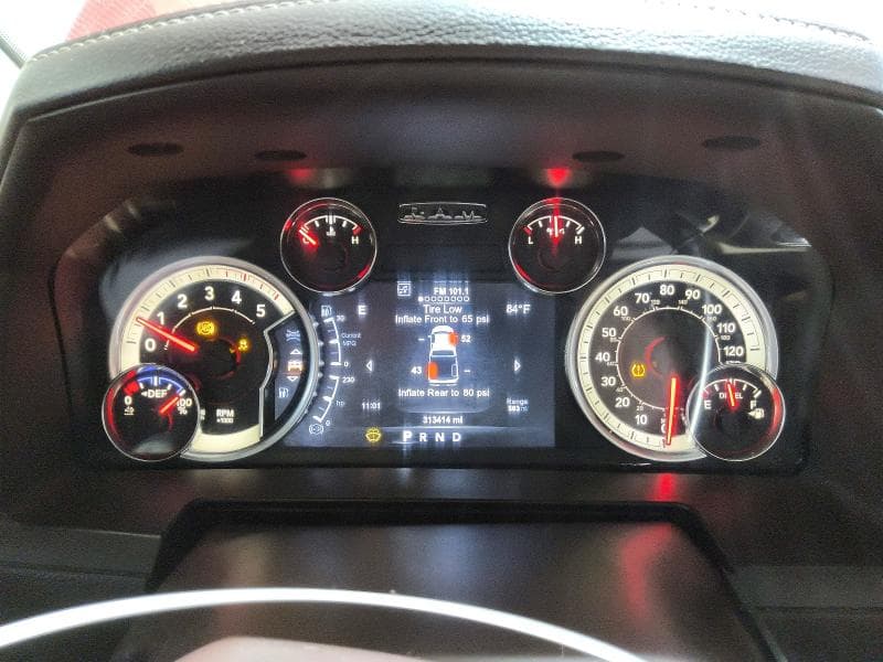 2018 RAM 2500 LARAMIE 9