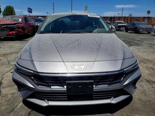 2026 HYUNDAI ELANTRA LIMITED 5