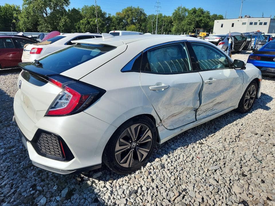 2018 HONDA CIVIC EX 3