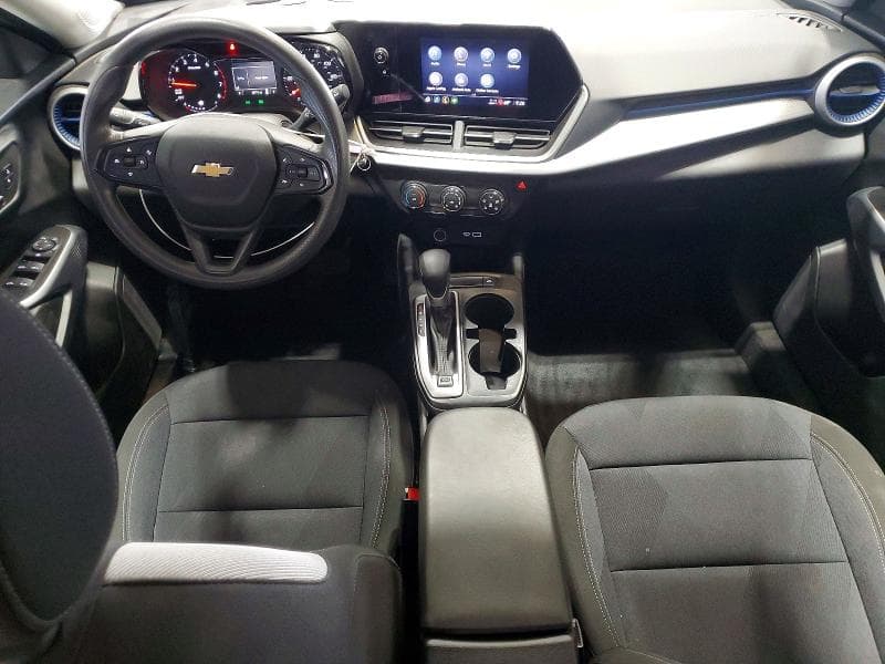 2024 CHEVROLET TRAX LS 8